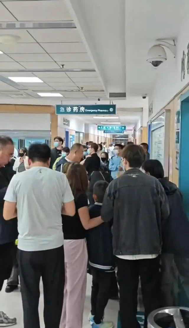 ˽��ҽԺ�ǡ�Ϧ�������ǡ���������